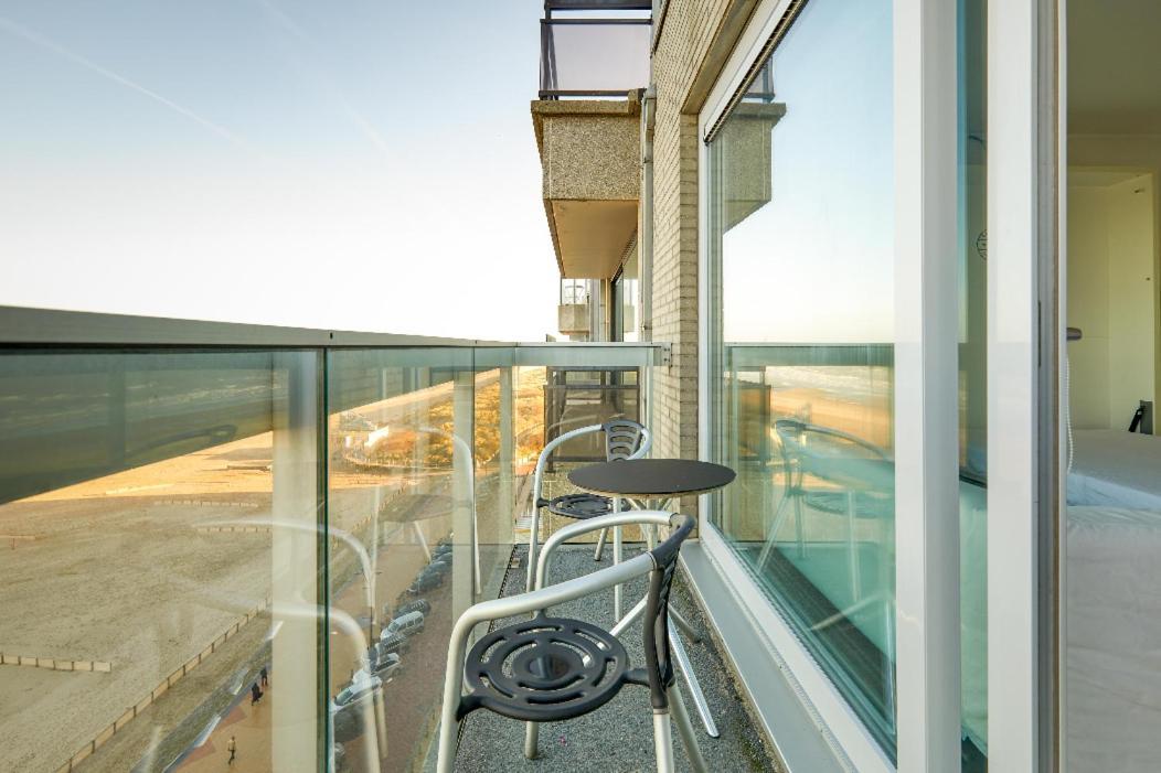 Beautiful Top Floor Seaview Studio Apartment B'Berge-Bruges Blankenberge Ngoại thất bức ảnh